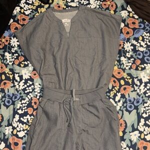 Fabletics scrubs set